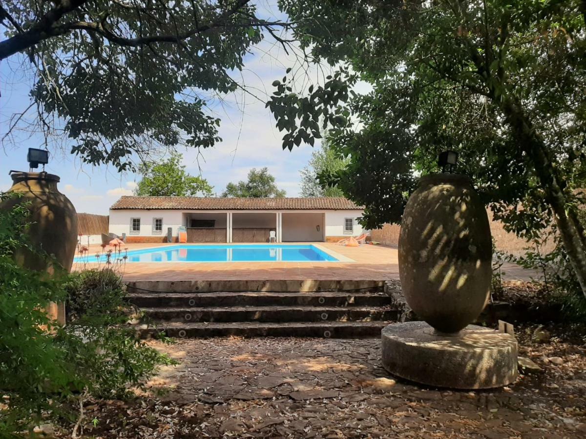 Готель Quinta Do Cacador Ештремош Екстер'єр фото